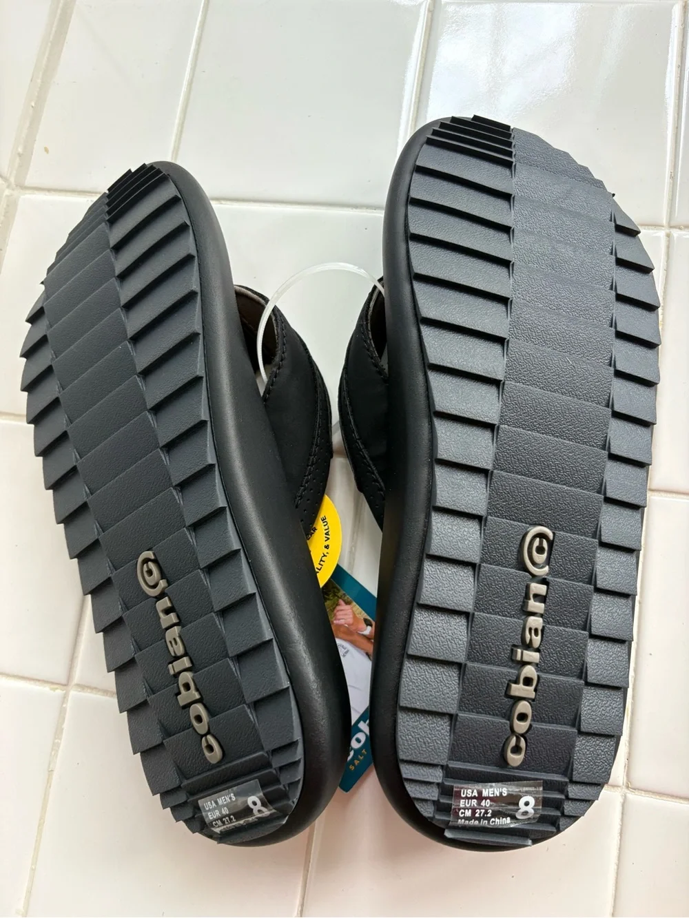 NWT Mens Cobian Salt & Light Compass Black Flip Flop Sandals Size 8